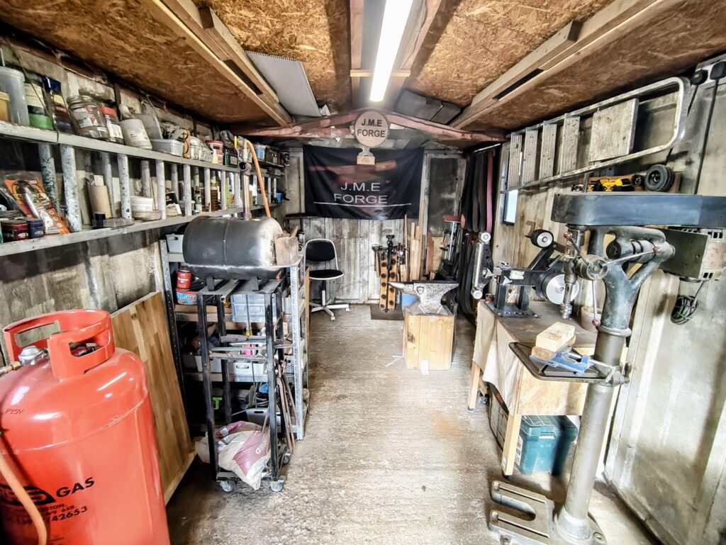 garage